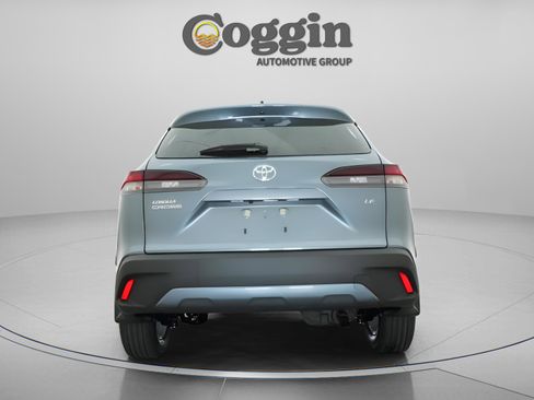 New 2026 Toyota Corolla Cross LE w/ Moonroof Package FWD image 14