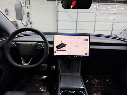 Used 2024 Tesla Model 3 Performance image 12