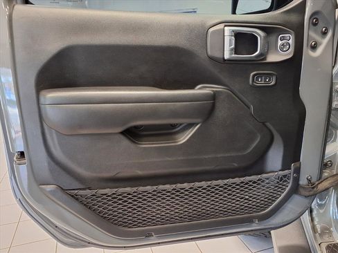 Used 2021 Jeep Gladiator Rubicon image 21