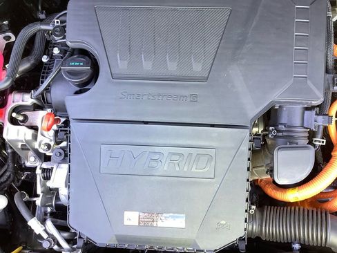 Used 2025 Kia Niro LX FWD image 21