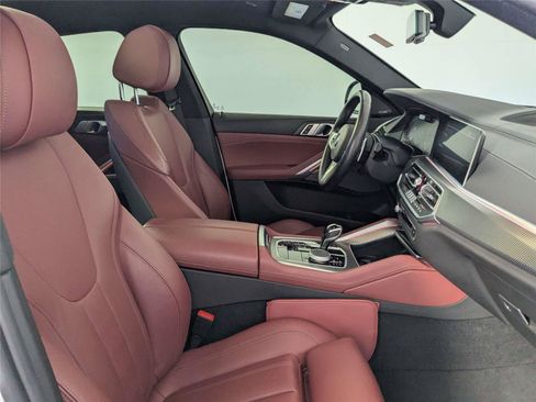 Used 2020 BMW X6 sDrive40i w/ M Sport Package image 31