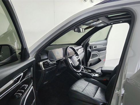 Used 2023 Kia Telluride EX X-Line AWD/4WD image 9