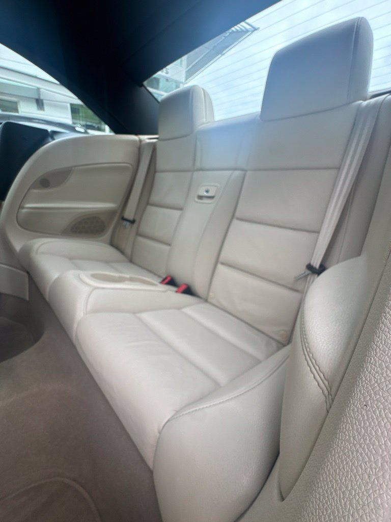 Used 2015 Volkswagen Eos Executive FWD image 16