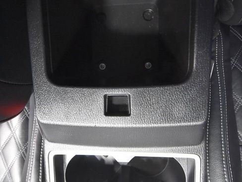 Used 2023 Mitsubishi Outlander SEL image 21