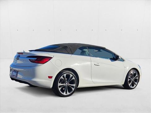 Used 2018 Buick Cascada Premium image 5