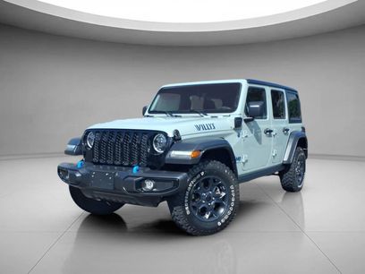 Used 2023 Jeep Wrangler Unlimited w/ Cold Weather Group