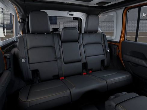 New 2026 Jeep Wrangler Unlimited Sahara AWD/4WD image 15