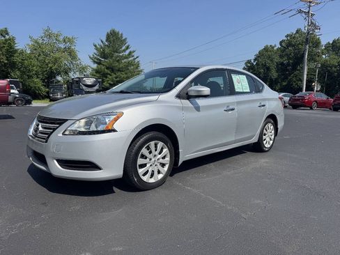 Used 2014 Nissan Sentra SV FWD image 2