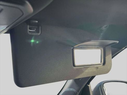 Certified 2025 Toyota Tacoma TRD Off-Road image 31