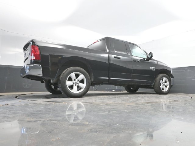 Used 2024 RAM 1500 Classic SLT AWD/4WD image 43