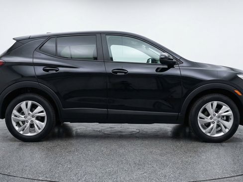 Used 2025 Buick Encore GX Preferred FWD image 11
