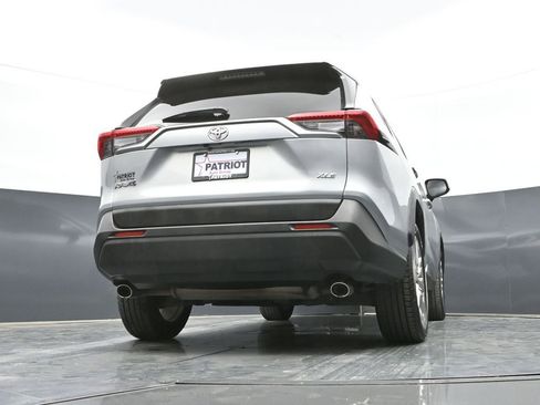 Used 2020 Toyota RAV4 XLE Premium FWD image 44