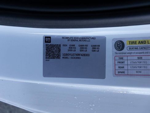 Used 2024 Chevrolet Silverado 2500 W/T w/ WT Convenience Package AWD/4WD image 32