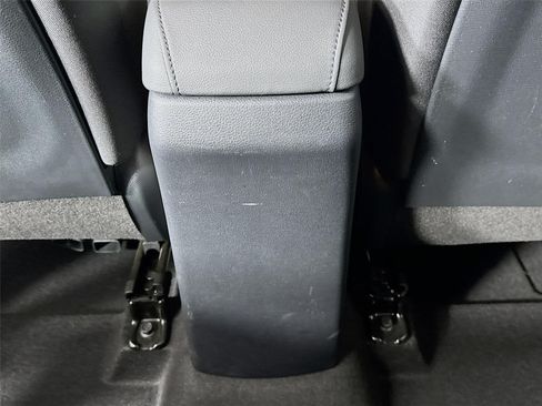 Certified 2025 Kia Soul LX w/ LX Technology Package FWD image 23