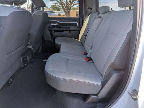 Used 2024 RAM 2500 Big Horn image 30