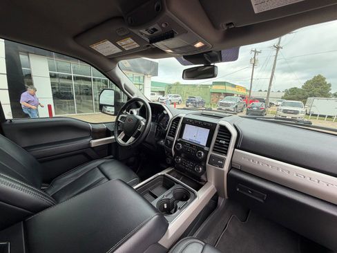 Used 2020 Ford F250 Lariat AWD/4WD image 38