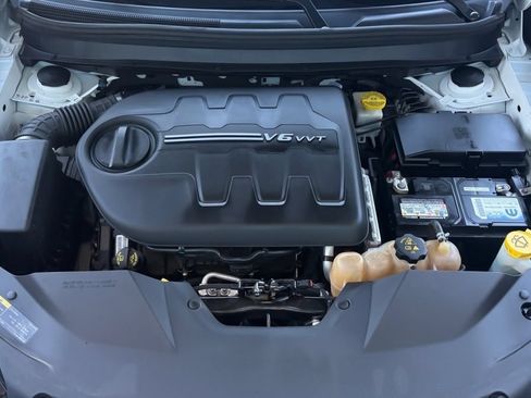 Used 2019 Jeep Cherokee Limited AWD/4WD image 28