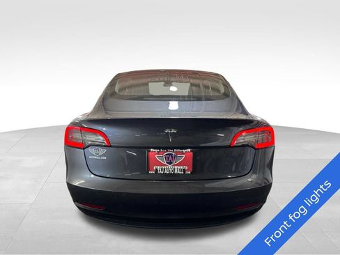 Used 2018 Tesla Model 3 Long Range RWD image 6