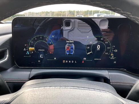 Used 2024 Ford Mustang Premium image 13