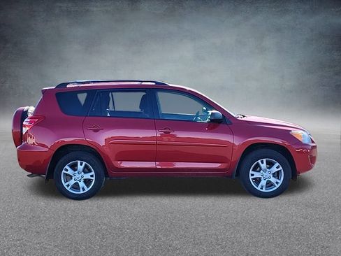 Used 2011 Toyota RAV4 4WD image 4