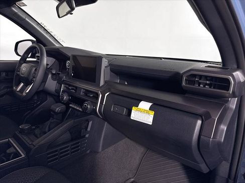 Certified 2026 Toyota 4Runner SR5 AWD/4WD image 26