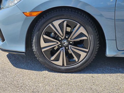 Used 2017 Honda Civic EX image 9