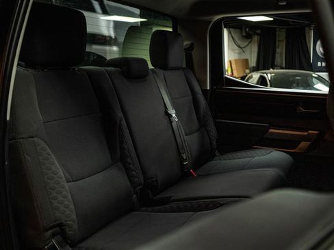 Used 2022 Toyota Tundra SR5 w/ SR5 Convenience Package image 11