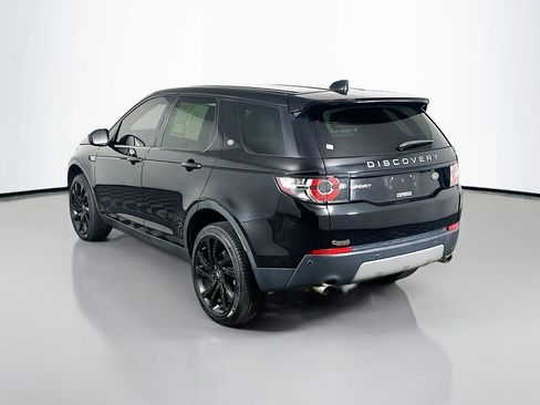 Used 2018 Land Rover Discovery Sport SE image 5