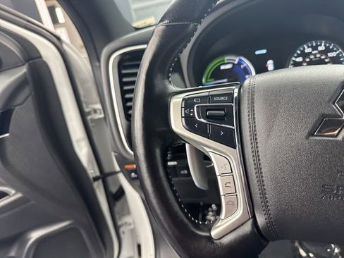 Used 2021 Mitsubishi Outlander GT image 29