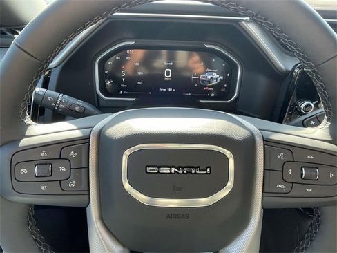 New 2026 GMC Sierra 2500 Denali w/ Denali Reserve Package image 19