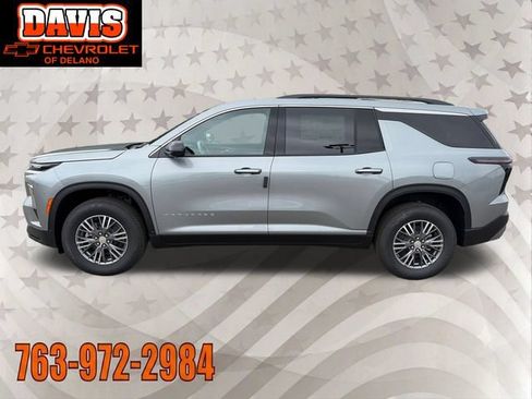 New 2026 Chevrolet Traverse LT w/ Driver Confidence Package AWD/4WD image 3