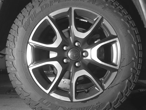 Used 2025 Jeep Compass Trailhawk AWD/4WD image 14