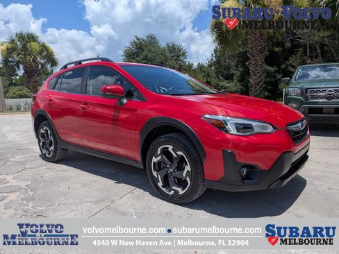 Used 2021 Subaru Crosstrek 2.5i Limited w/ Moonroof Package 1 AWD/4WD image 1
