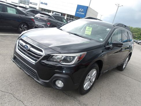 Used 2018 Subaru Outback 2.5i Premium AWD/4WD image 3
