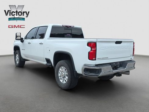 Used 2024 Chevrolet Silverado 3500 LTZ w/ LTZ Plus Package AWD/4WD image 15