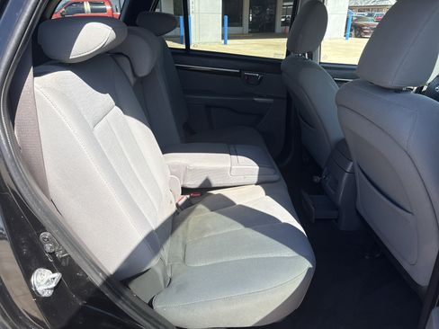 Used 2012 Hyundai Santa Fe GLS FWD image 7