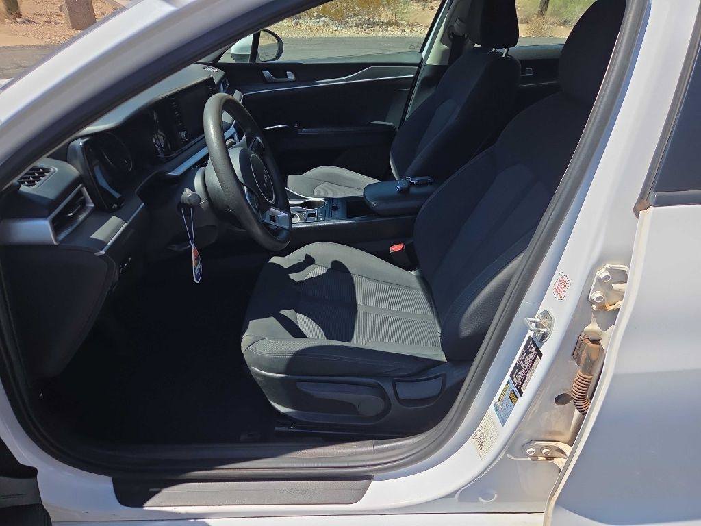 Used 2022 Kia K5 LXS FWD image 11