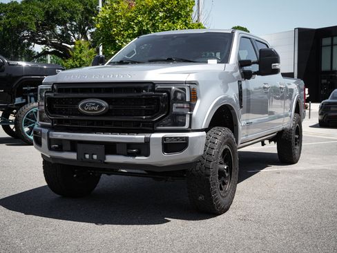 Used 2022 Ford F250 Lariat w/ Tremor Off-Road Package AWD/4WD image 5