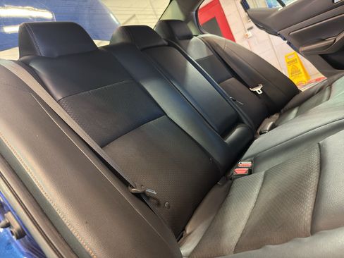 Used 2021 Nissan Altima 2.0 SR FWD image 28