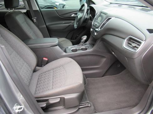 Certified 2024 Chevrolet Equinox LT image 9