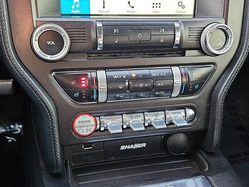 Used 2016 Ford Mustang Premium image 16