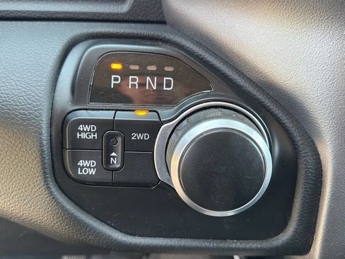 Used 2020 RAM 2500 Big Horn w/ Level 1 Equipment Group AWD/4WD image 24