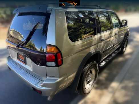 Used 2000 Mitsubishi Montero Sport XLS image 5