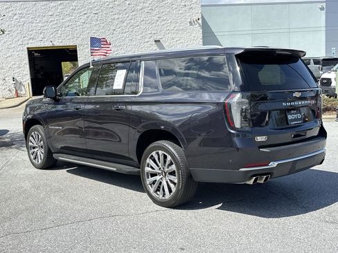 Used 2025 Chevrolet Suburban High Country w/ Sun And Tow Package AWD/4WD image 6