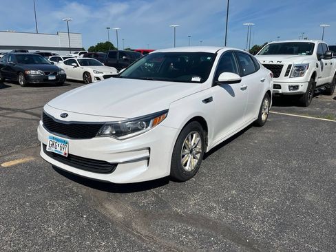 Used 2018 Kia Optima LX FWD image 6