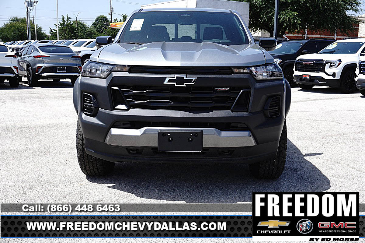 New 2026 Chevrolet Colorado Trail Boss AWD/4WD image 2