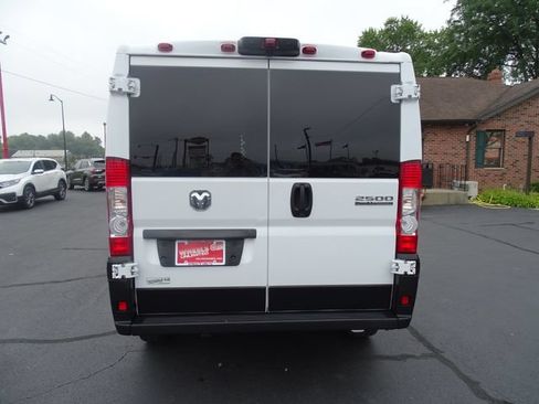 Used 2025 RAM ProMaster 2500 w/ U-Haul Equipment Group FWD image 4