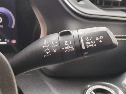 Used 2021 Jeep Grand Cherokee L Laredo image 24