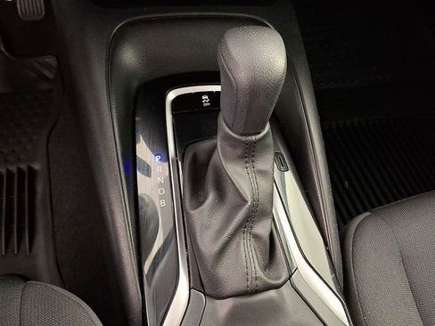 Used 2024 Toyota Corolla LE image 13