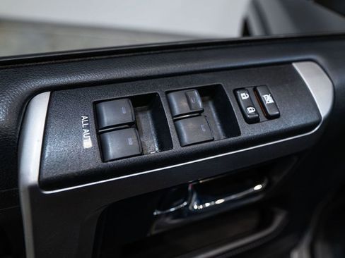 Certified 2019 Toyota 4Runner SR5 Premium image 15